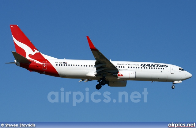 VH-VZD, Boeing 737-800, Qantas