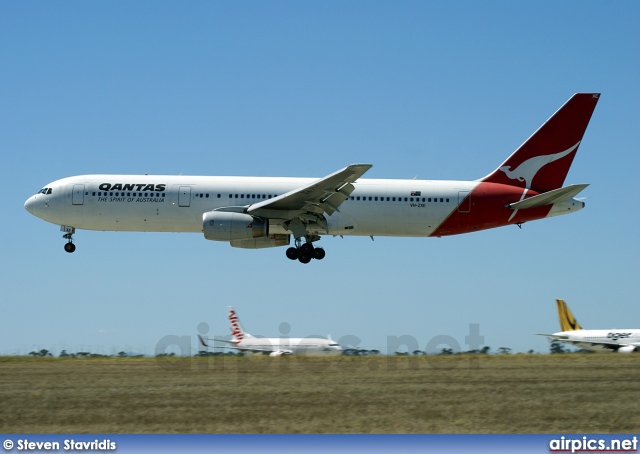 VH-ZXE, Boeing 767-300ER, Qantas