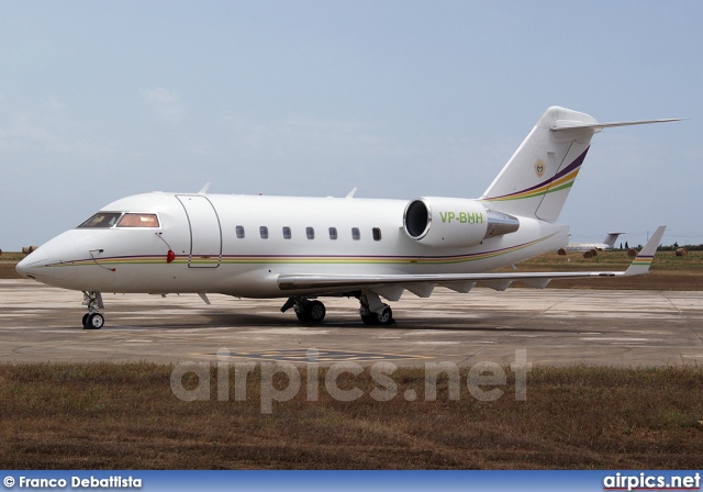 VP-BHH, Bombardier Challenger 600-CL-604, Private