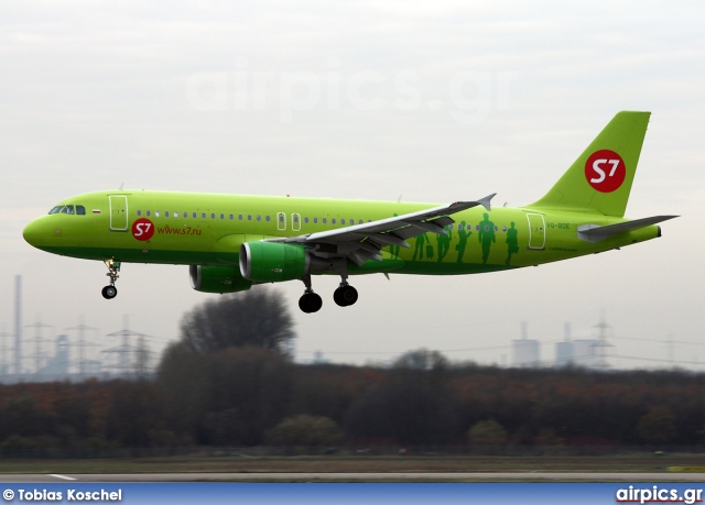 VQ-BDE, Airbus A320-200, S7 Siberia Airlines