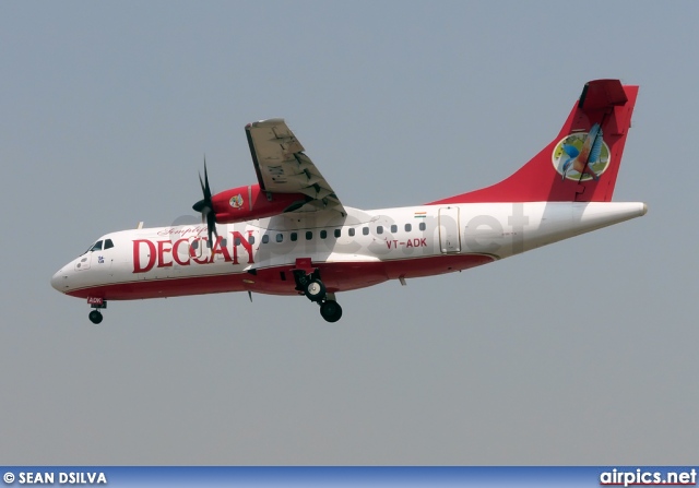 VT-ADK, ATR 42-500, Simplifly Deccan