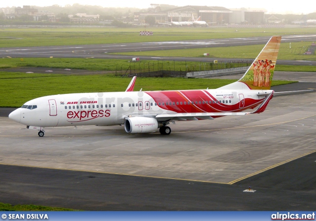 VT-AXU, Boeing 737-800, Air India Express