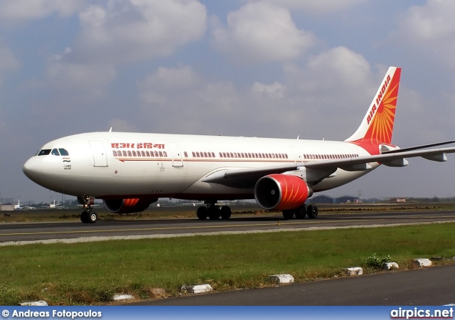 VT-IWB, Airbus A330-200, Air India