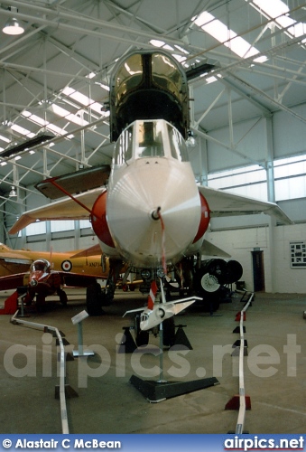 XR220, BAC TSR-2, Royal Air Force