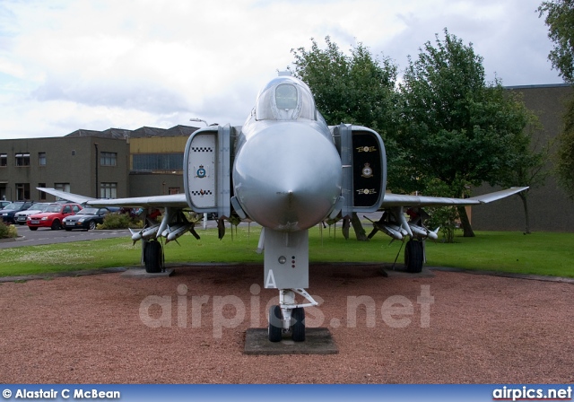 XT864, McDonnell Douglas Phantom FG.1, Royal Air Force