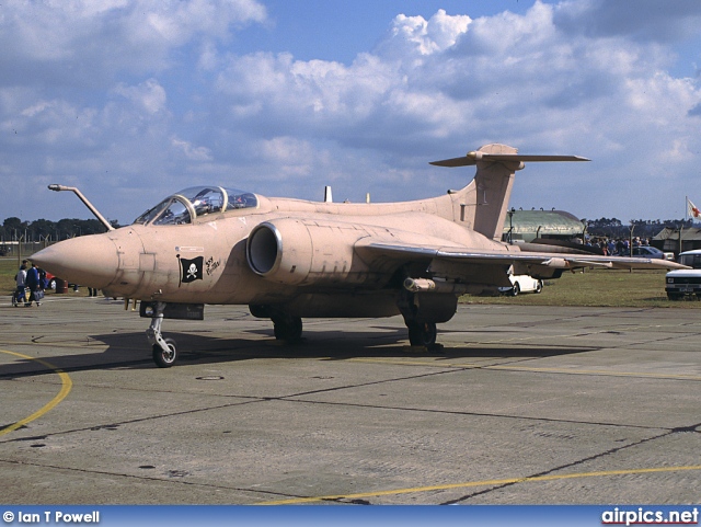 XX885, Hawker Siddeley Buccaneer S.2B, Royal Air Force