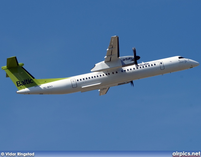 YL-BAJ, De Havilland Canada DHC-8-400Q Dash 8, Air Baltic