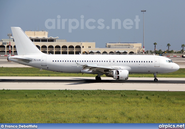 YL-LCE, Airbus A320-200, Smartlynx Airlines