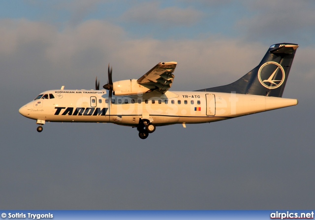 YR-ATG, ATR 42-500, Tarom