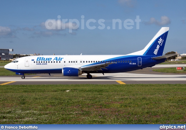 YR-BAK, Boeing 737-400, Blue Air