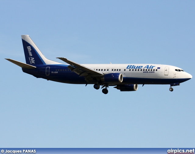 YR-BAK, Boeing 737-400, Blue Air