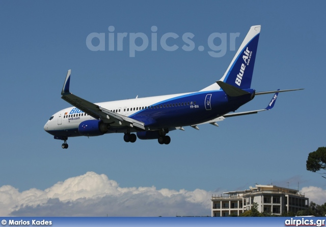 YR-BIA, Boeing 737-800, Blue Air