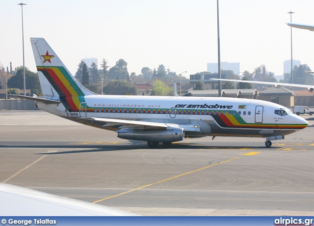 Z-WPB, Boeing 737-200Adv, Air Zimbabwe
