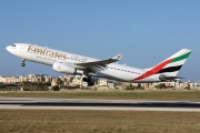 A6-EKS, Airbus A330-200, Emirates