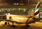 A6-EKW, Airbus A330-200, Emirates