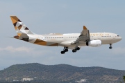 A6-EYF, Airbus A330-200, Etihad Airways