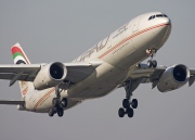 A6-EYQ, Airbus A330-200, Etihad Airways