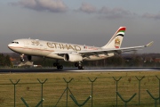 A6-EYR, Airbus A330-200, Etihad Airways