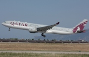 A7-AEN, Airbus A330-300, Qatar Airways