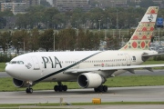 AP-BEC, Airbus A310-300, Pakistan International Airlines (PIA)