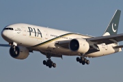 AP-BGL, Boeing 777-200ER, Pakistan International Airlines (PIA)