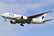 AP-BGY, Boeing 777-200LR, Pakistan International Airlines (PIA)