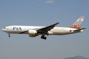 AP-BHX, Boeing 777-200ER, Pakistan International Airlines (PIA)