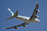 B-HUE, Boeing 747-400, Cathay Pacific