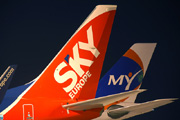 Boeing 737-700, SkyEurope