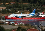 C-GOAF, Boeing 737-800, XL Airways