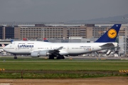 D-ABVB, Boeing 747-400, Lufthansa