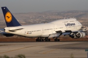 D-ABVF, Boeing 747-400, Lufthansa