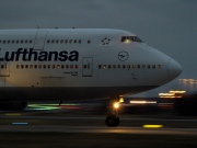 D-ABVM, Boeing 747-400, Lufthansa