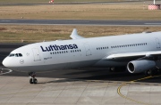 D-AIFE, Airbus A340-300, Lufthansa