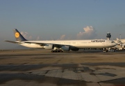 D-AIHB, Airbus A340-600, Lufthansa