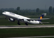 D-AIKD, Airbus A330-300, Lufthansa