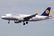 D-AILH, Airbus A319-100, Lufthansa Italia