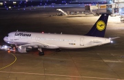 D-AIQB, Airbus A320-200, Lufthansa