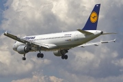 D-AIQR, Airbus A320-200, Lufthansa