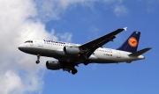 D-AKNG, Airbus A319-100, Lufthansa Italia