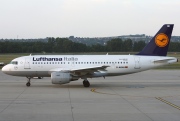 D-AKNH, Airbus A319-100, Lufthansa Italia