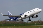 D-AUBF, Airbus A320-200, Lan Airline