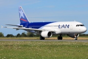 D-AXAJ, Airbus A320-200, Lan Airline