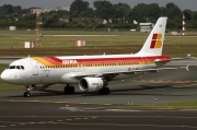 EC-IEF, Airbus A320-200, Iberia