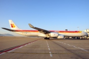 EC-IOB, Airbus A340-600, Iberia