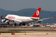 EC-KQC, Boeing 747-400, Pullmantur Air