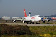 EC-KXN, Boeing 747-400, Pullmantur Air