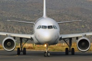 EC-LUD, Airbus A320-200, Iberia Express