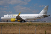 EC-LVX, Airbus A320-200, Vueling