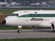 EI-DFG, Embraer ERJ 170-100LR, Alitalia Express